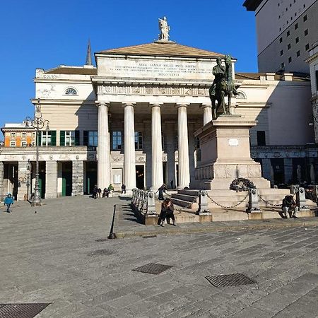 Apartmán Le Maschere Di Palazzo Rosso. Janov Exteriér fotografie