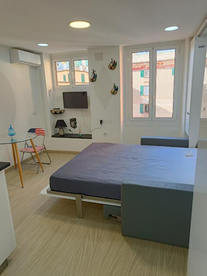 Apartmán Le Maschere Di Palazzo Rosso. Janov Exteriér fotografie